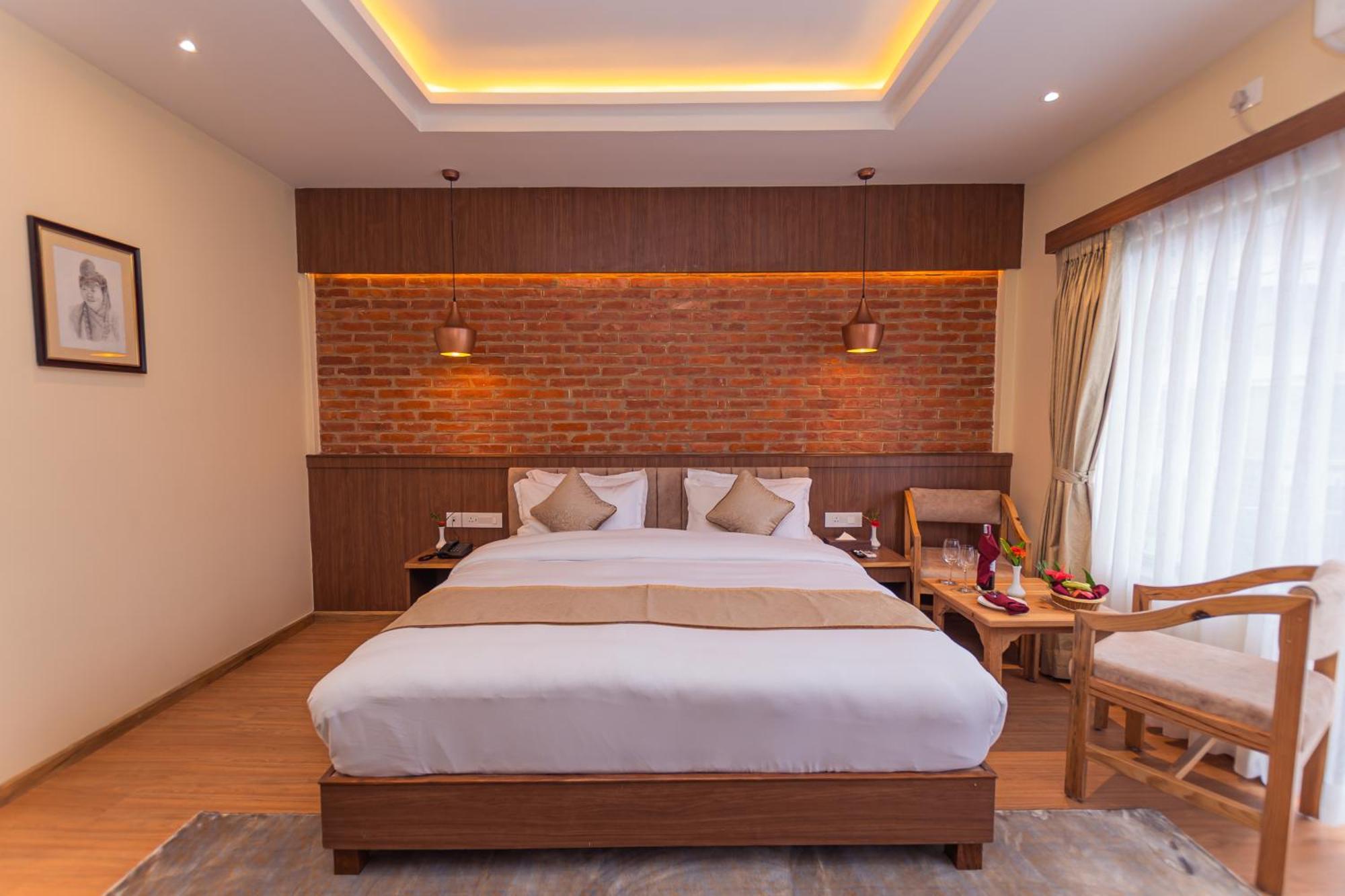 Temple Himalaya Hotel & Spa โพคารา ภายนอก รูปภาพ